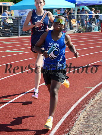 5/2/26 HXN T&F 4x800 Relay