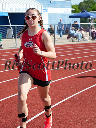 5/2/26 HXN T&F 4x800 Relay
