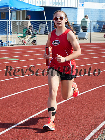 5/2/26 HXN T&F 4x800 Relay