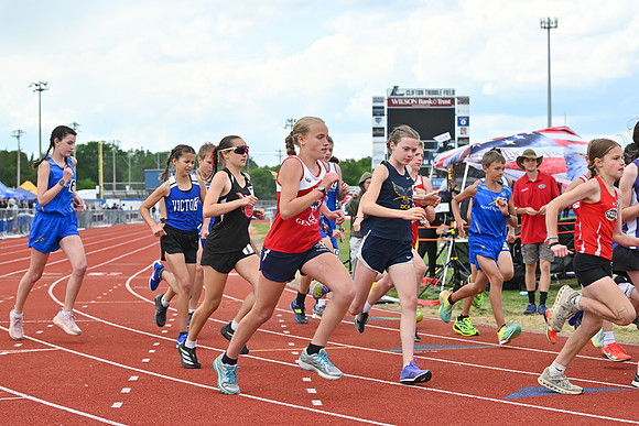 5/2/26 HXN T&F 3200m