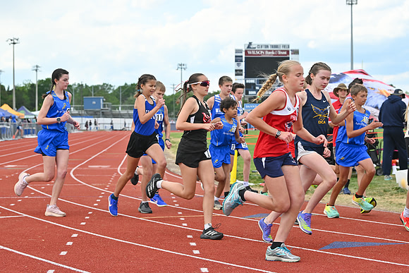 5/2/26 HXN T&F 3200m