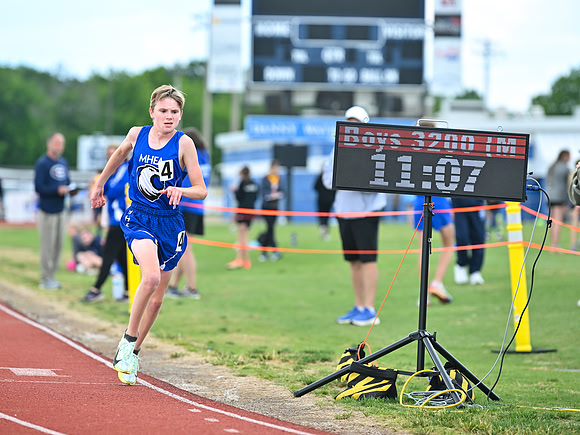 5/2/26 HXN T&F 3200m