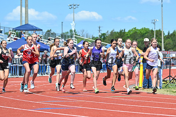 5/2/26 HXN T&F 1600m