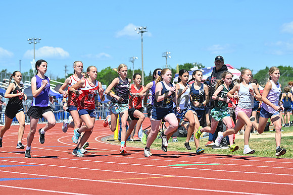 5/2/26 HXN T&F 1600m