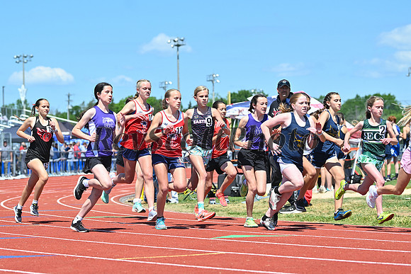 5/2/26 HXN T&F 1600m